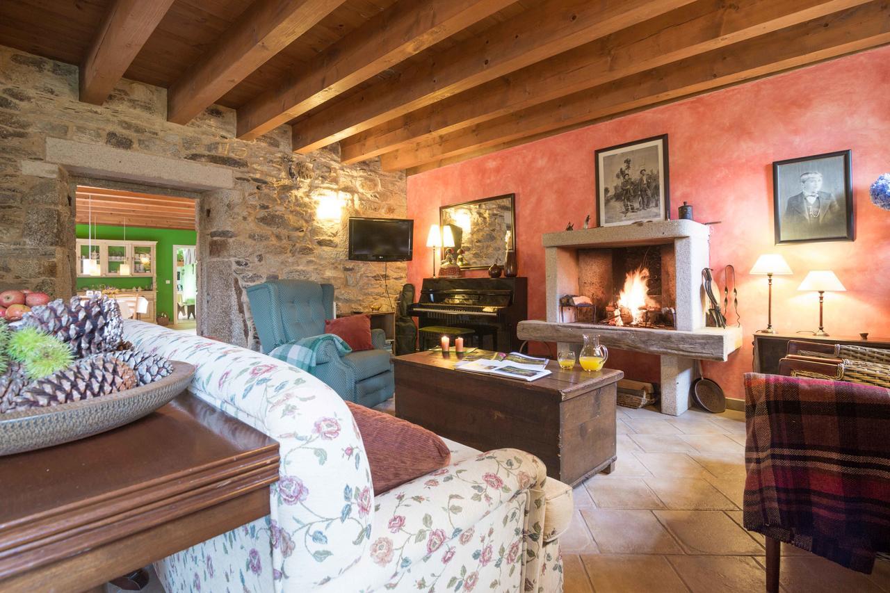 Casa Rural Grana Da Acea Monfero Exterior photo